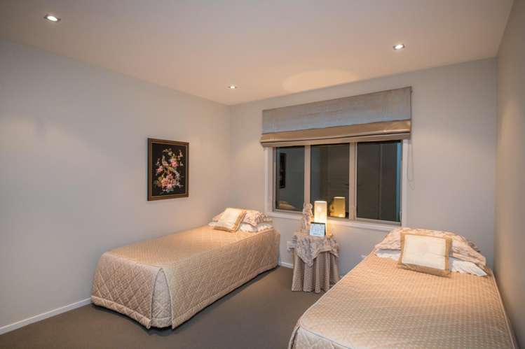 2 Grand Oaks Drive Awapuni_16