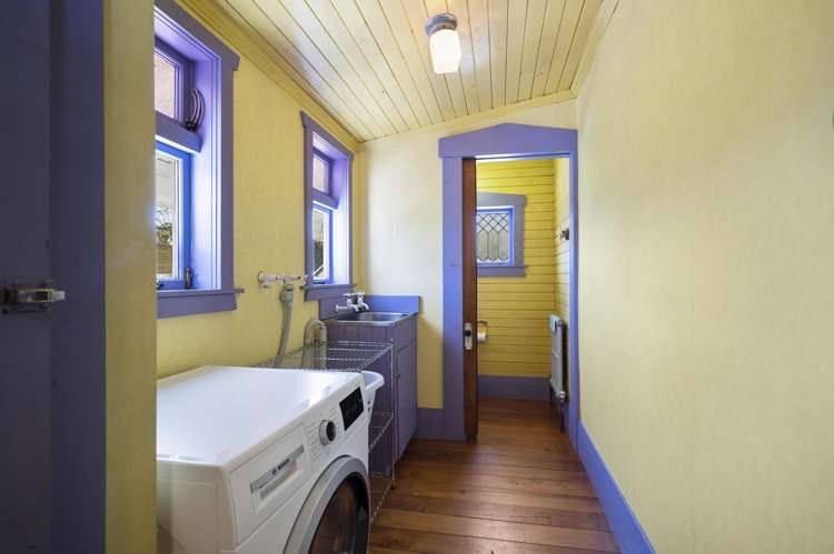 77 Ranolf Street Victoria_13