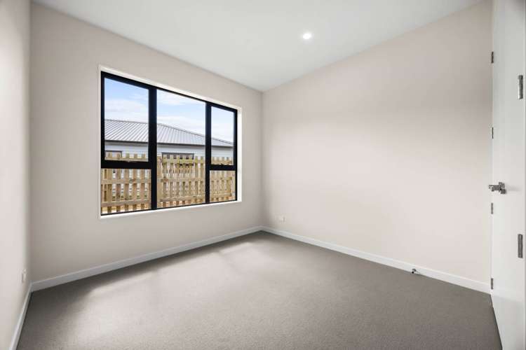 22 Furlough Road Opaheke_12