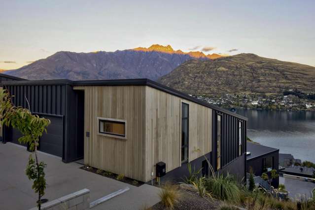 Modern Comfort, Remarkable Views