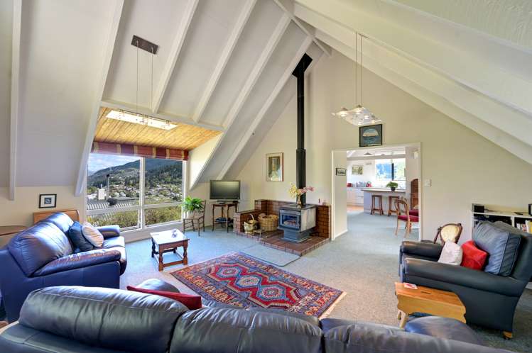 21 Malaghan Street Queenstown_5