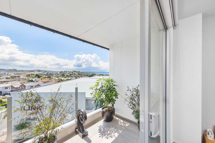 321/17 Link Crescent Stanmore Bay_17