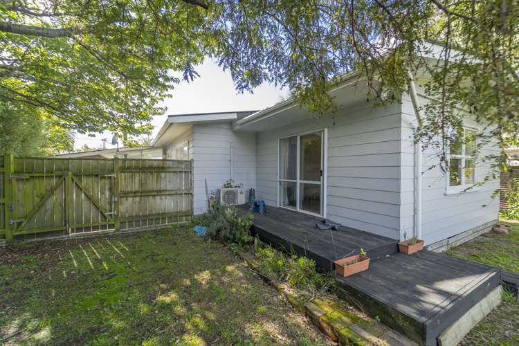 15 Hardie Grove Featherston_13