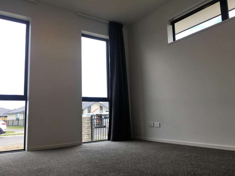 17 Tobollie Drive 11103_11