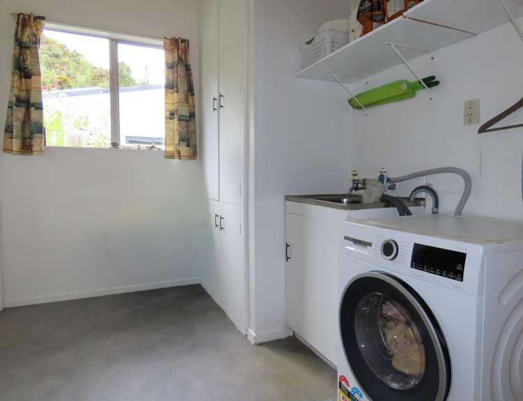 10 Broadway Reefton_10