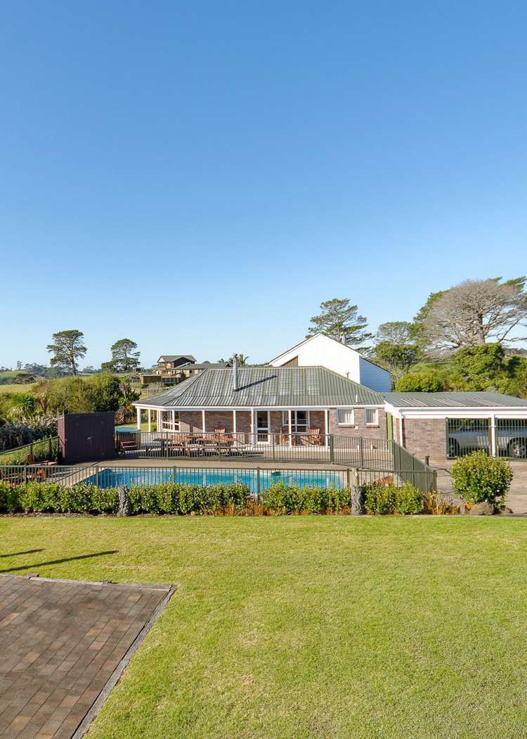 16 Wairere Road Waitakere_23