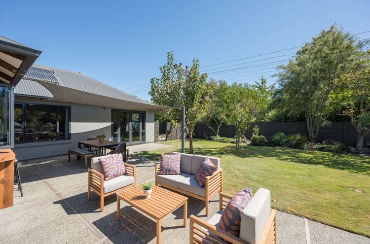 10 Lucy Murcott Place Stoke_11