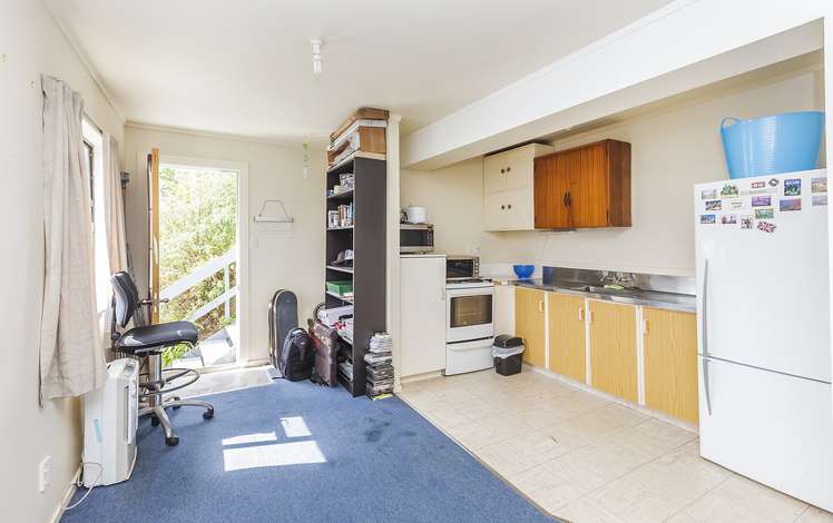 2 Awa Road Miramar_15