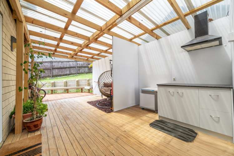 51 Mt Lebanon Crescent The Gardens_16