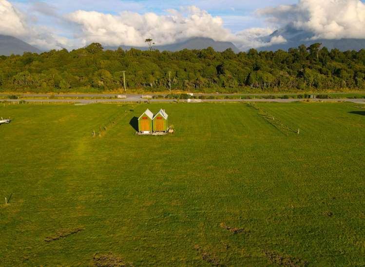 25 Fox Moth Drive Haast_17