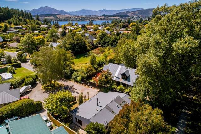 10b Larch Place Wanaka_4