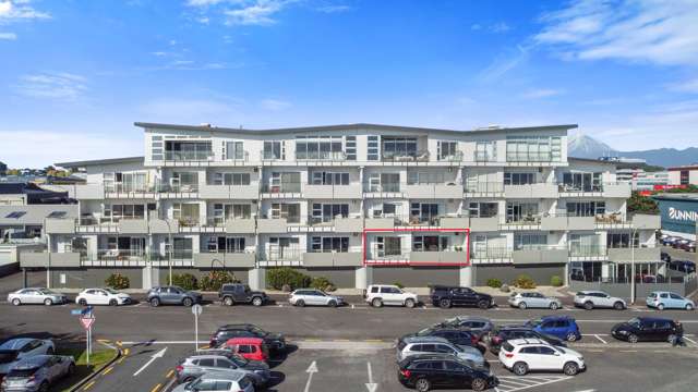 CITY CONVENIENCE, EFFORTLESS LIVING