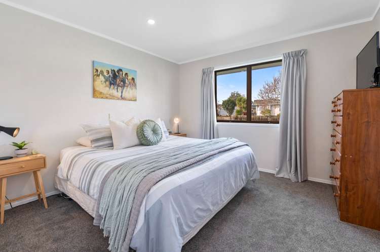 35 Tennyson Drive Owhata_8