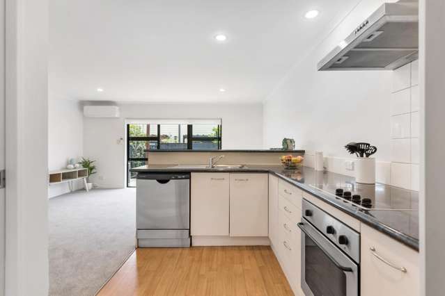 6/15 Harbour View Road Te Atatu Peninsula_2