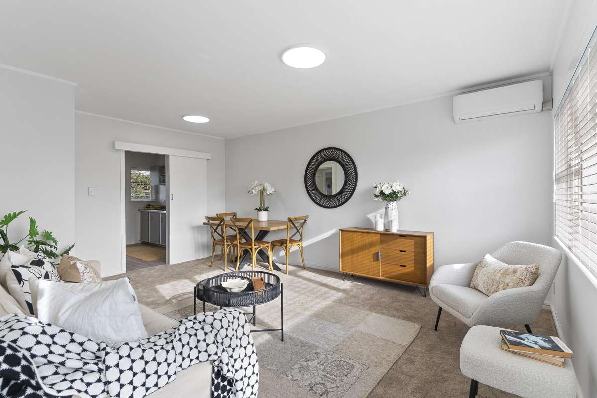 2/4 Cecil Road_1