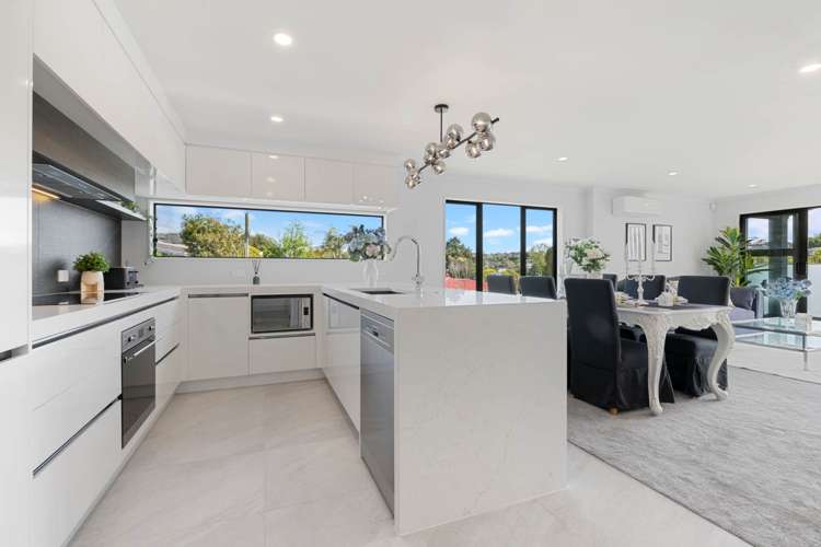 12A Tiber Road Forrest Hill_8