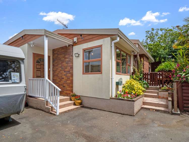 2A St Leonard Street Saint Johns Hill_31