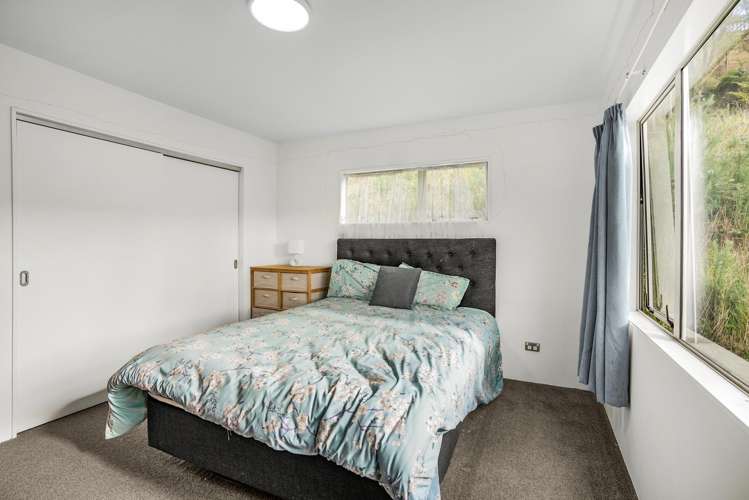 8 Hastings Grove Wainuiomata_7