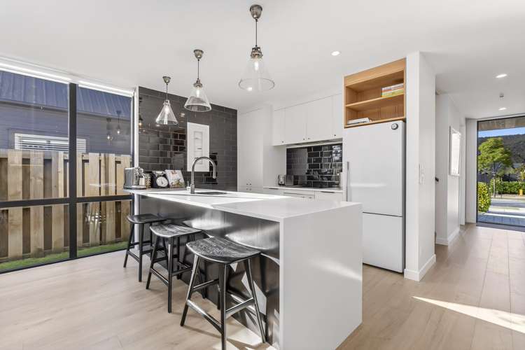 1 Glen Dene Crescent_5