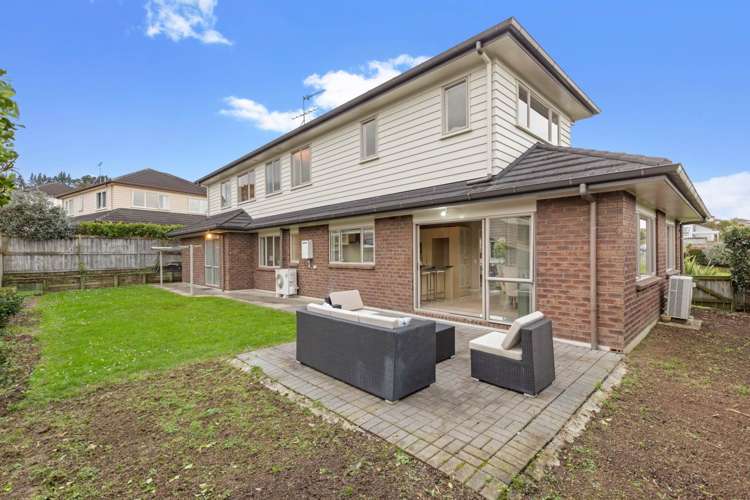 2 Woolaston Place Flat Bush_17