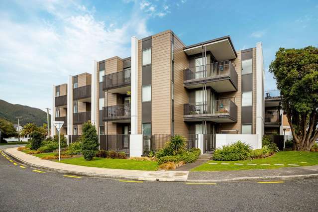 Two-Bedroom Living in a Prime Waterloo Location