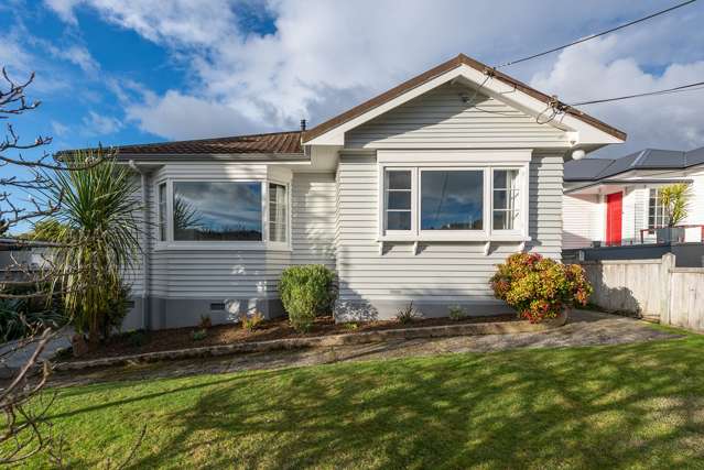 21 Monaghan Avenue Karori_1