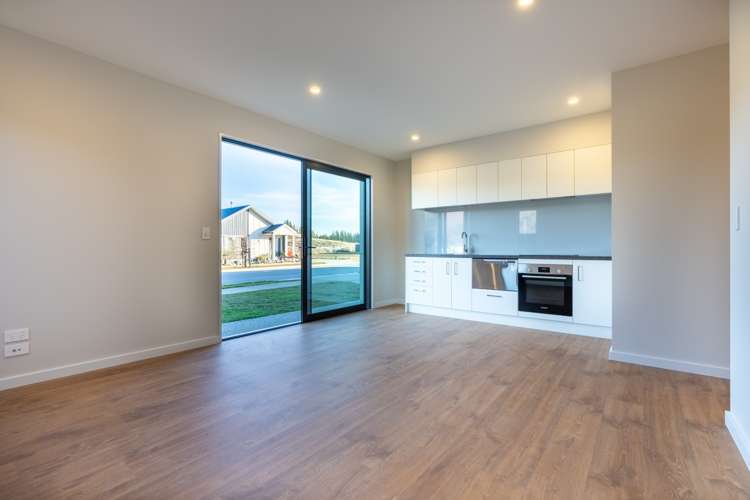 118 Burdon Loop Lake Hawea_15