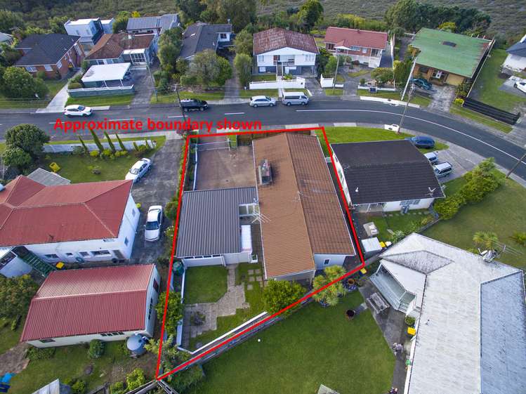 97 Tiroroa Avenue Te Atatu South_15