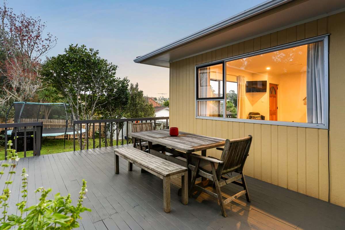 2/63 John Downs Drive_4