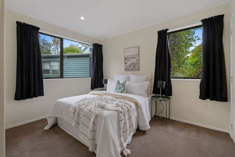 11 Glucina Place Glen Eden_10