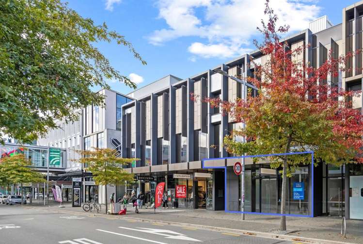 678 Colombo Street_0