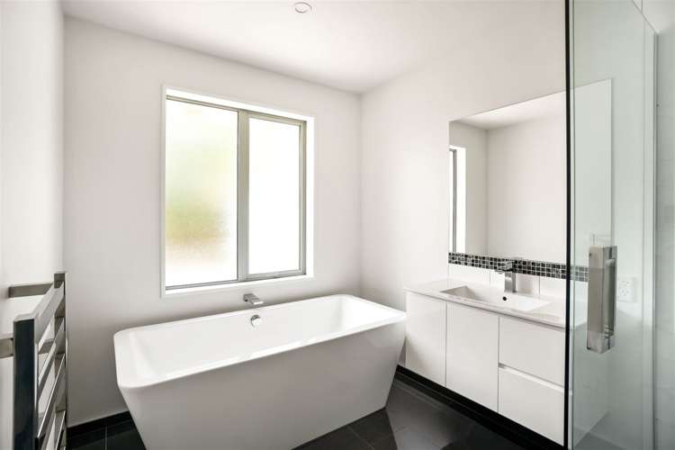 8c Manor Drive Rolleston_17