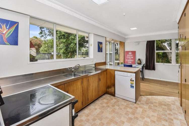 27 Clark Road Pahurehure_5