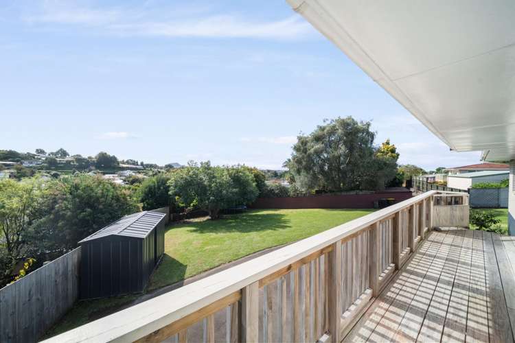 8 Lorna Place Brookfield_5