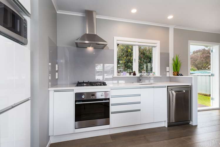 98 Elliot Street Howick_3