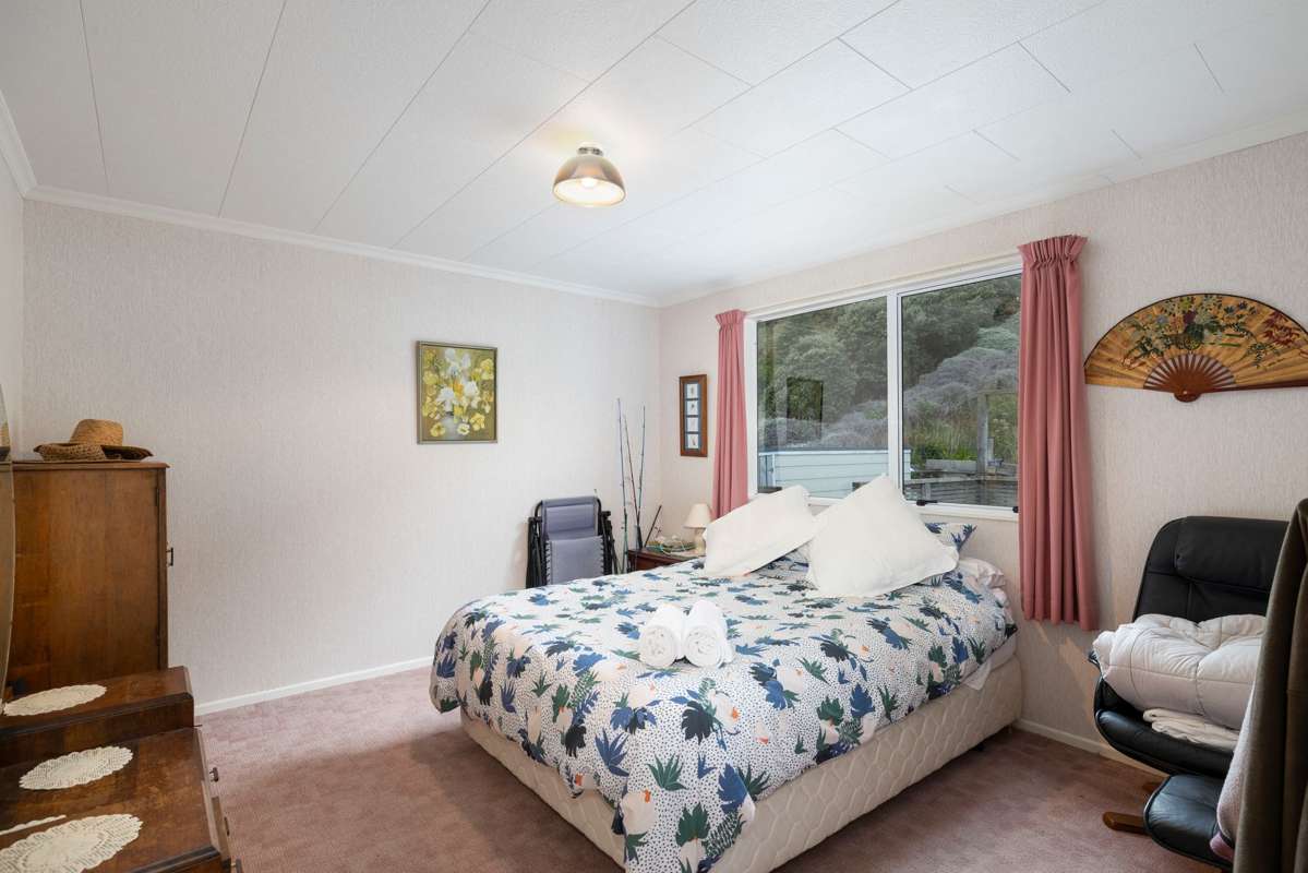 108 Lake Ferry Road_4