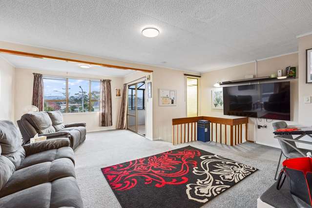 63 Vodanovich Road Te Atatu South_4