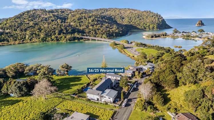 2G/25 Weranui Road Waiwera_14