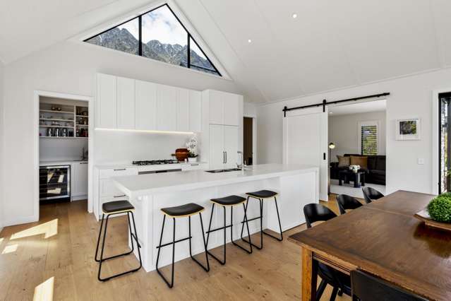 1 Chimney Lane Jacks Point_4