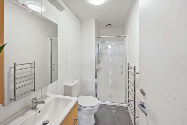 308/17 Putney Way Manukau_5