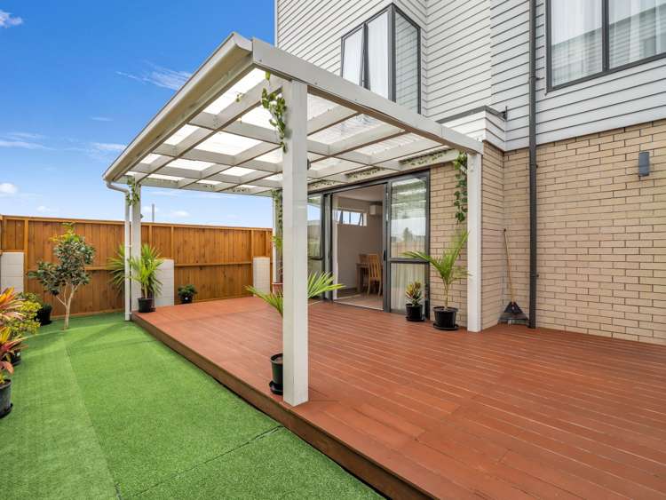 6 Manahau Lane Flat Bush_23