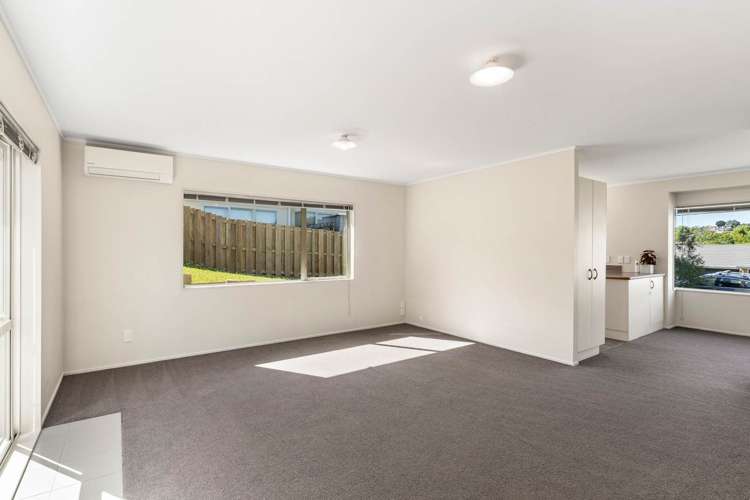 6 Mably Court Stanmore Bay_14