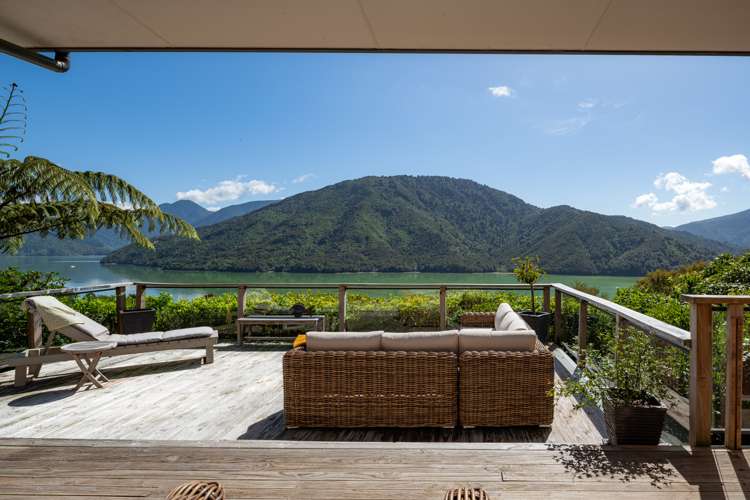 63 Tepuia Heights Havelock_16