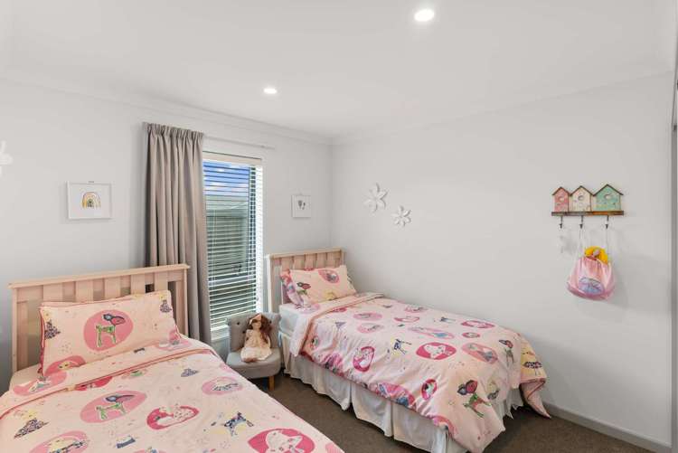 73 Oaks Drive Lincoln_15