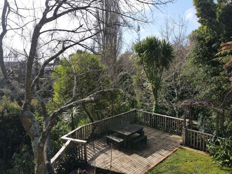 24 Tudor Crescent Chedworth_26