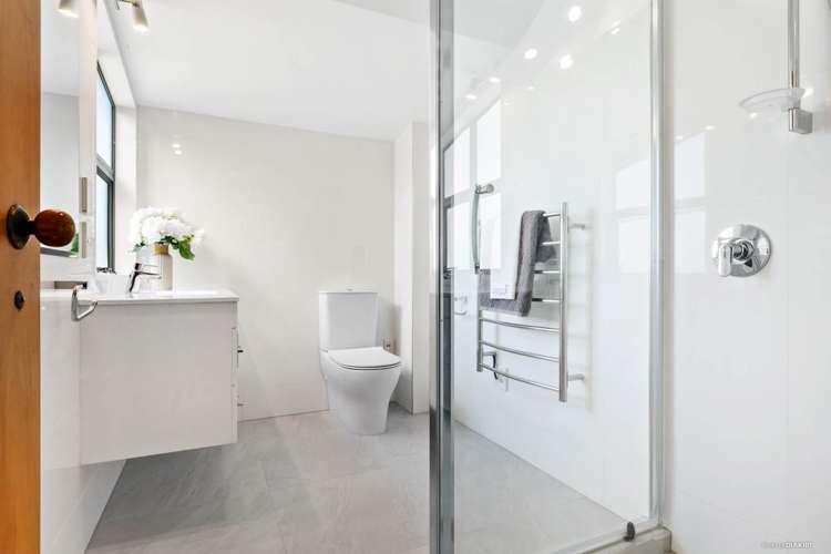 16g Cathedral Place Parnell_19