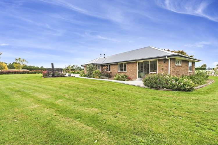 211 Bangor Road Darfield_27