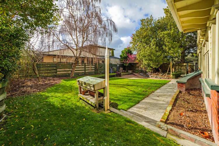 7 Pines Court Feilding_22