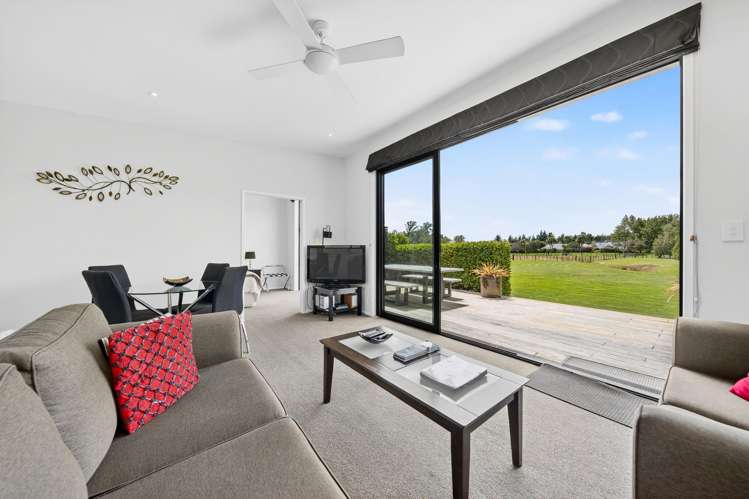 9 Campbell Drive Martinborough_25