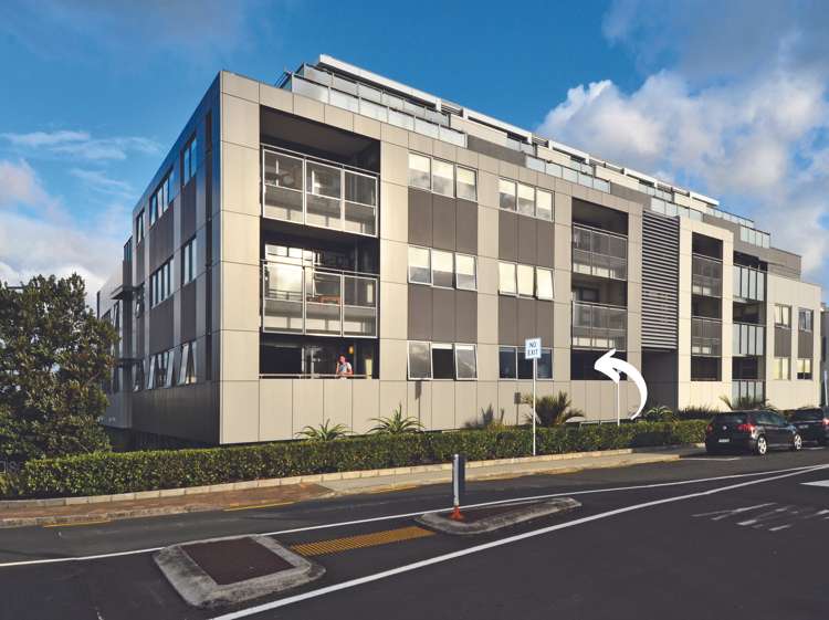 103/16 Huron Street Takapuna_9